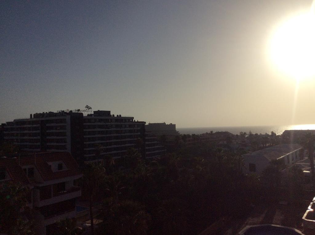 Apartment With Terrace In Playa De Las Americas المظهر الخارجي الصورة