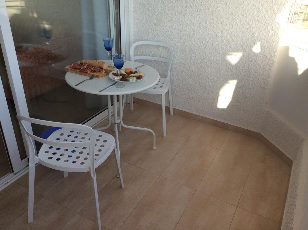 Apartment With Terrace In Playa De Las Americas المظهر الخارجي الصورة